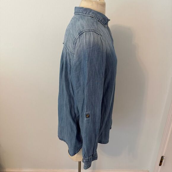 American Eagle Blue Chambray Long Sleeve Boyfriend Fit Button-Up Shirt Large - Picture 3 of 7